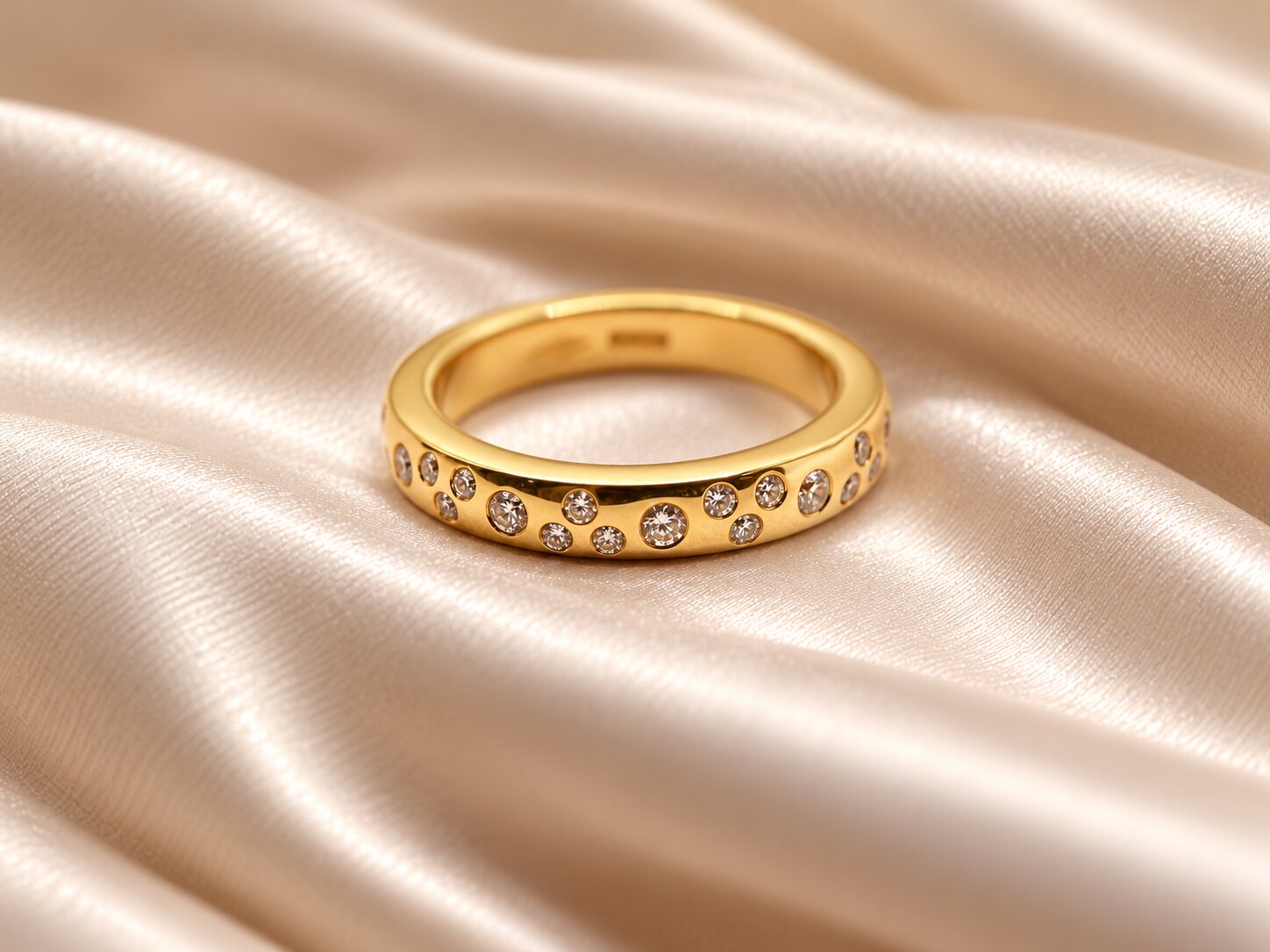 18ct Yellow Gold Diamond Set Ring